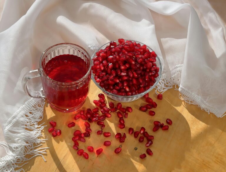 Unlock the secret power of pomegranate juice: when and how to drink for ultimate heart health